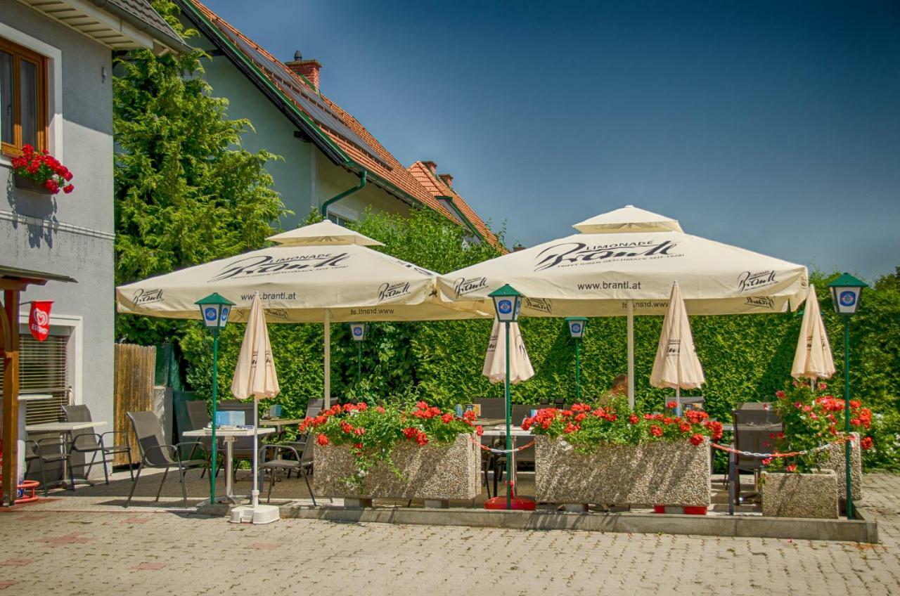 Gaestehaus Cafe Andrea Koeflach Exterior photo